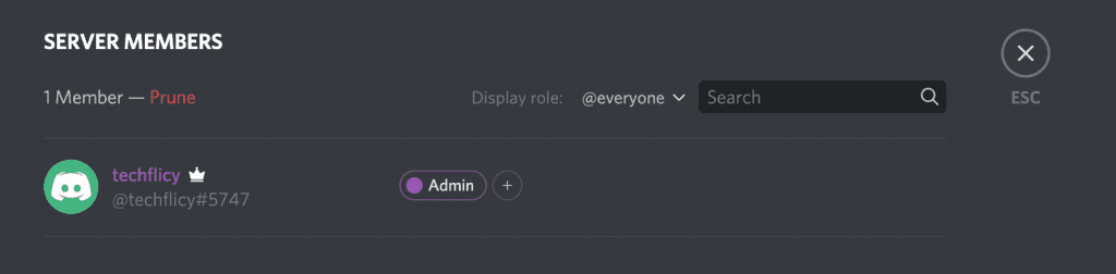 change admin username color in discord